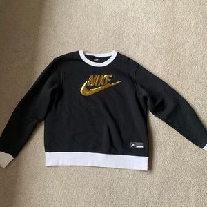 Nike crew neck
